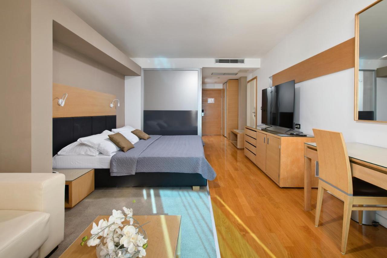 פודסטראנה Hotel San Antonio מראה חיצוני תמונה